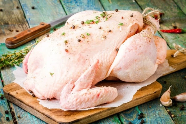 Slight Increase in UK Chicken Meat Price to $3,893/Ton